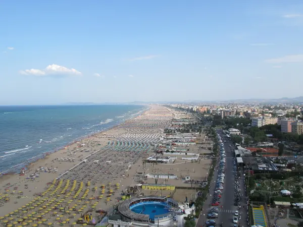 La spiaggia di Rimini vista dall'alto